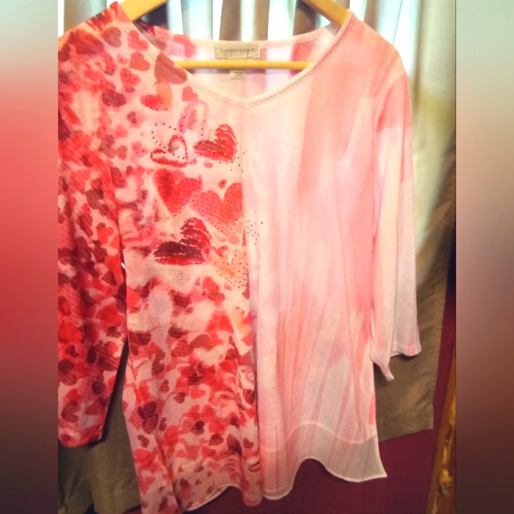 Christopher And Banks Long Sleeve Heart Tunic